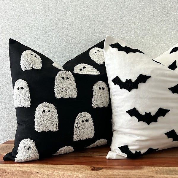 Halloween
Bats Pillow
Ghosts Pillow
