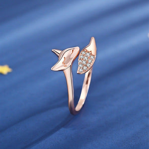Lovely rose gold fox ring