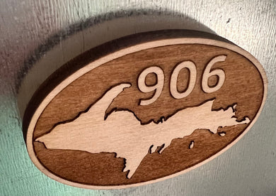 906 Magnets