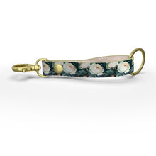 Load image into Gallery viewer, White Rose Luxury Key Chain